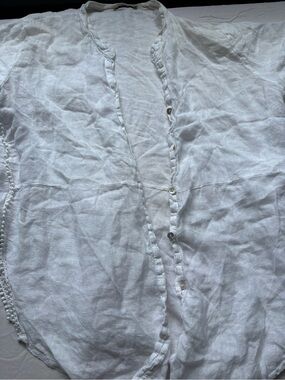 White Linen Button-Front blouse 👚
